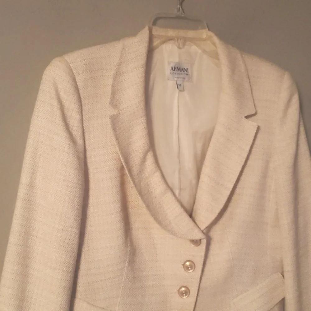 Armani Collezioni Cream Blazer - Picture 5 of 16